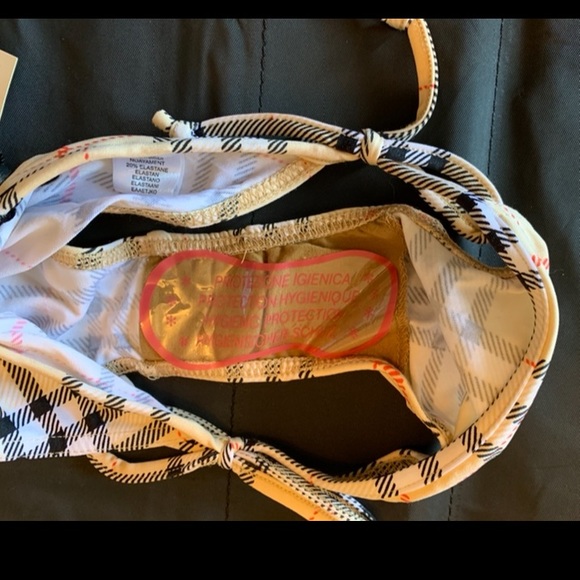 Bikini Bottom - Picture 3 of 6